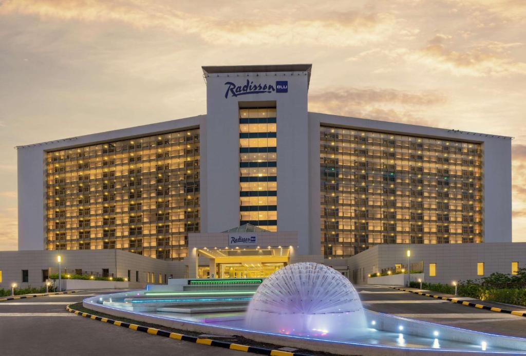 Radisson Blu Hôtel, Conakry — entrée